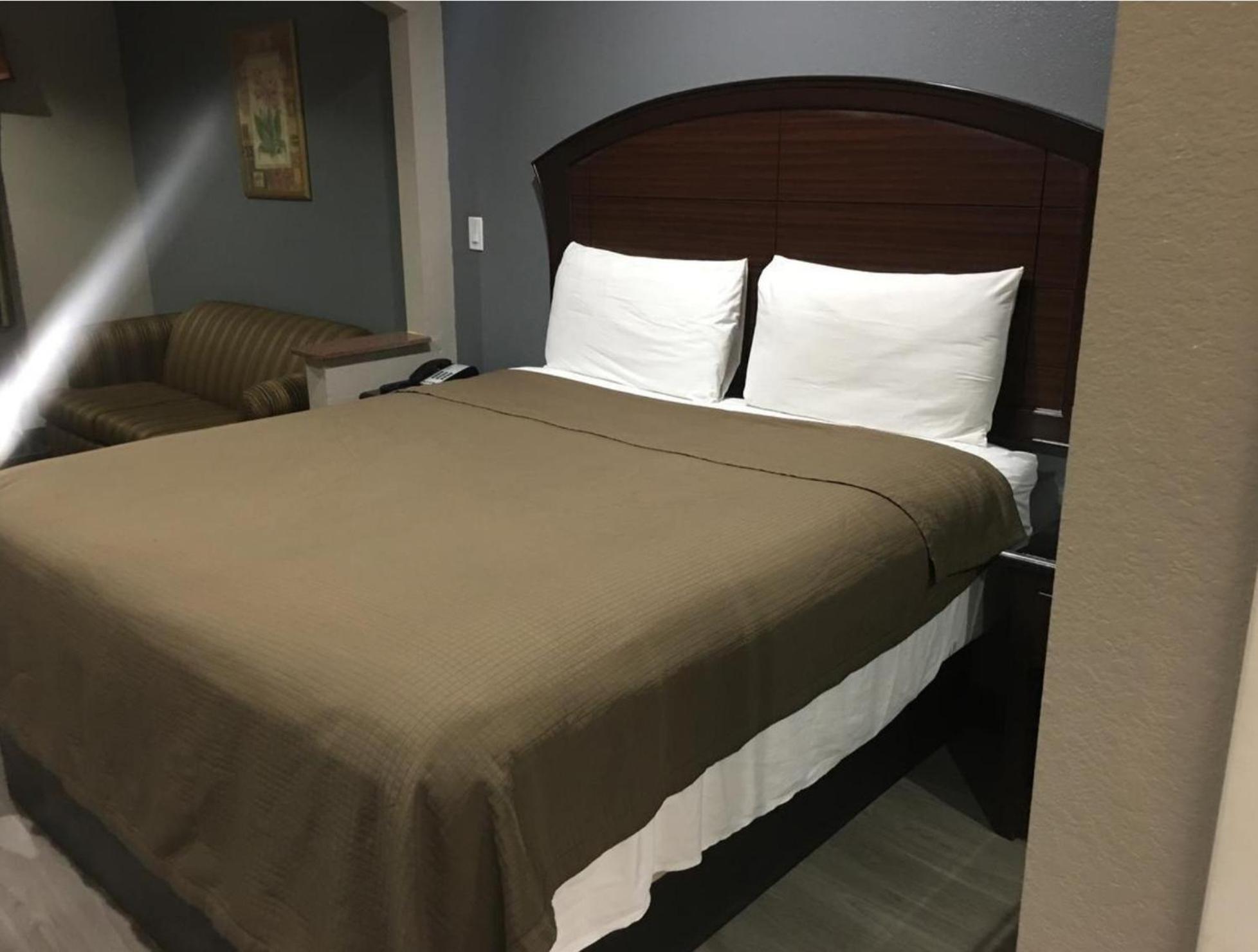 Regency Suites Iah Beltway 8 Houston Exterior foto