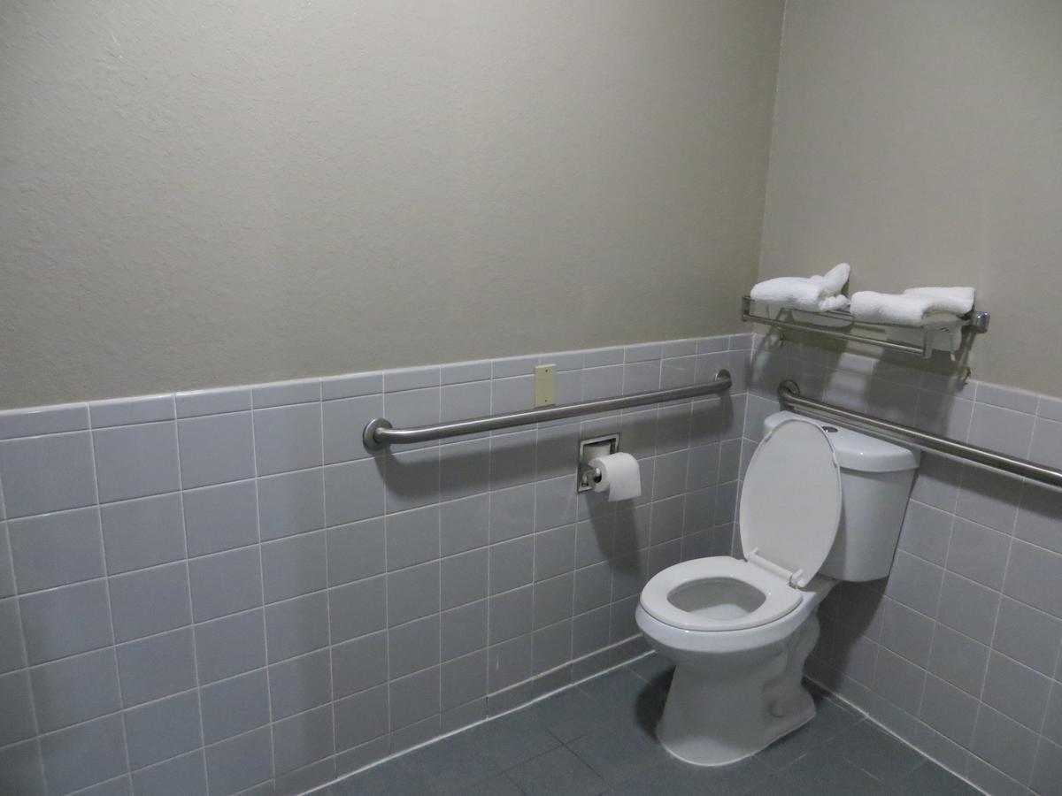 Regency Suites Iah Beltway 8 Houston Exterior foto