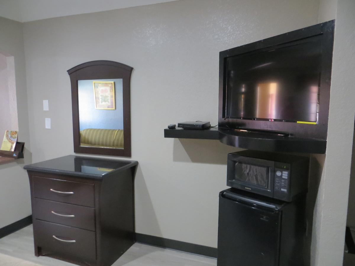 Regency Suites Iah Beltway 8 Houston Exterior foto