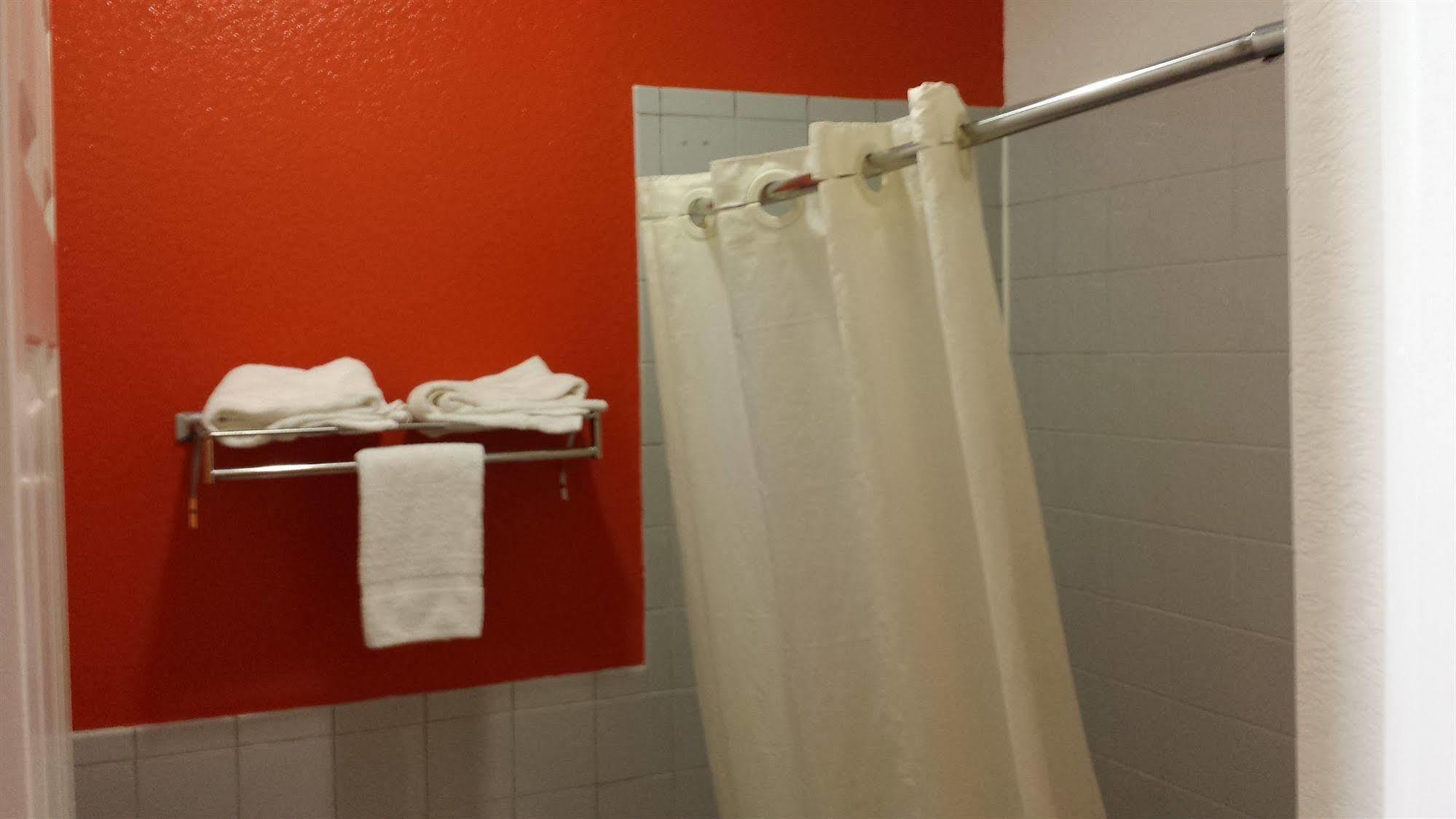 Regency Suites Iah Beltway 8 Houston Exterior foto